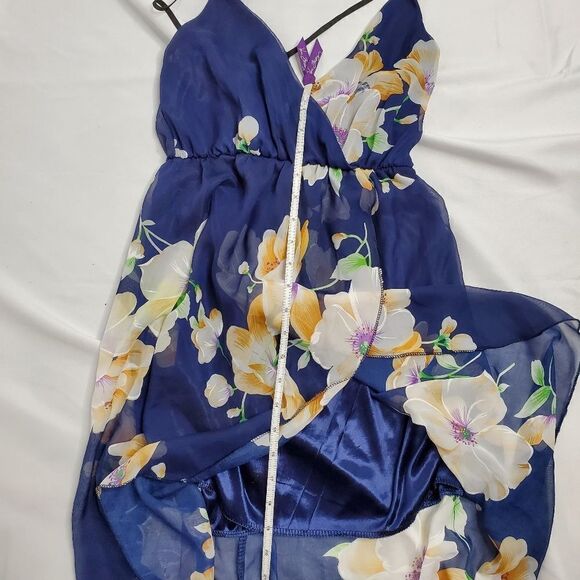 FLORAL spaghetti strap criss‎ cross faux wrap dress - Picture 12 of 13